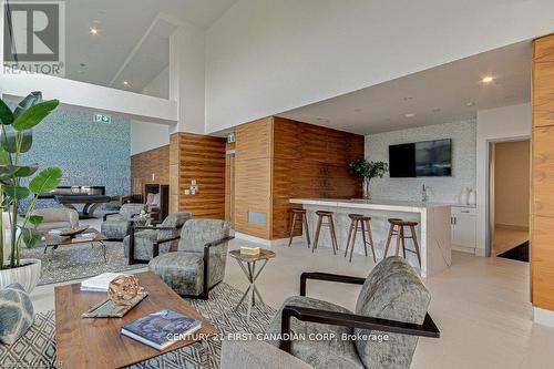 709 - 505 Talbot Street, London East (East F), ON - Indoor