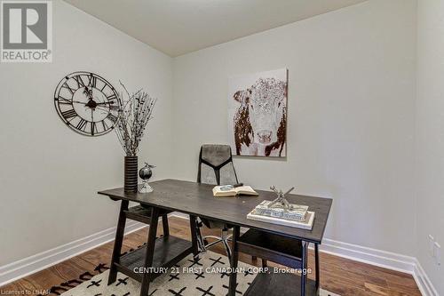 709 - 505 Talbot Street, London East (East F), ON - Indoor Photo Showing Office