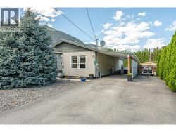 604 10th Avenue Keremeos, BC V0X 1N3