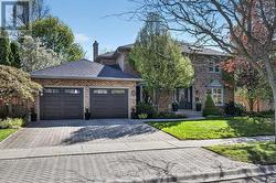 372 GRANGEOVER AVENUE  London North (North A), ON N6G 4K5