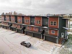 4 Woodridge Way  Brandon, MB R7A 7X8