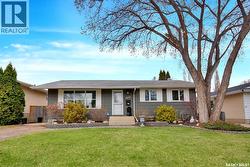 1622 Bradwell AVENUE  Saskatoon, SK S7N 2P1