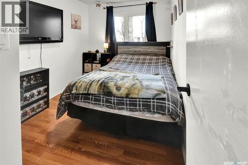 1622 Bradwell Avenue, Saskatoon, SK - Indoor Photo Showing Bedroom