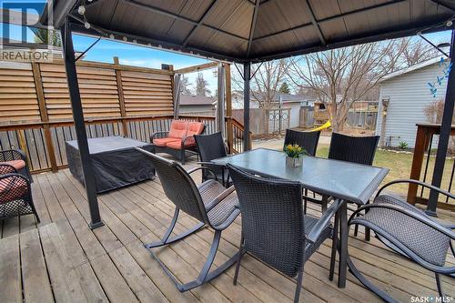 1622 Bradwell Avenue, Saskatoon, SK - Outdoor With Deck Patio Veranda With Exterior