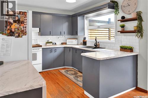 1622 Bradwell Avenue, Saskatoon, SK - Indoor Photo Showing Kitchen