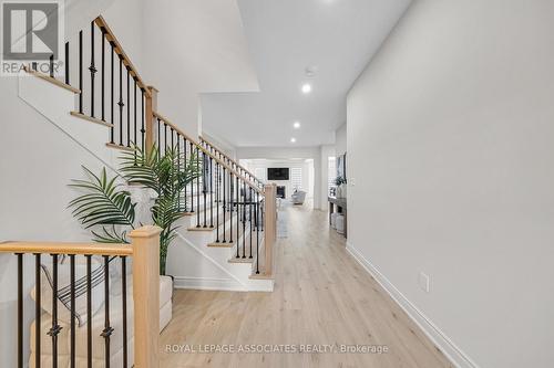 2215 Beckman Crescent, Oshawa, ON 