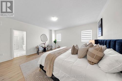 2215 Beckman Crescent, Oshawa, ON 