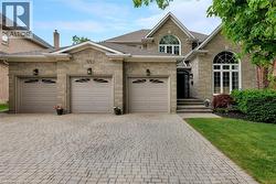 1061 SUMMIT RIDGE Drive  Oakville, ON L6M 3K9