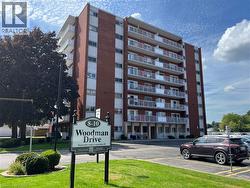 10 WOODMAN Drive S Unit# 308  Hamilton, ON L8K 4E1