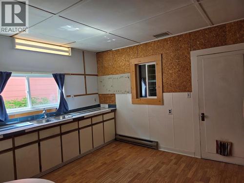 840 Cawston Avenue, Hedley, BC - Indoor