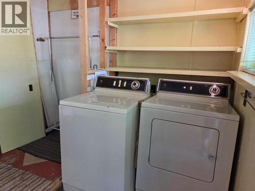 840 Cawston Avenue, Hedley, BC - Indoor Photo Showing Laundry Room