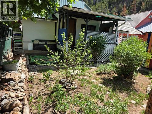 840 Cawston Avenue, Hedley, BC - Outdoor With Deck Patio Veranda