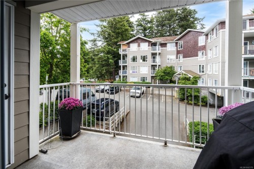 #205-2823 Jacklin Rd, Langford, BC 