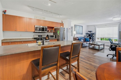 #205-2823 Jacklin Rd, Langford, BC 