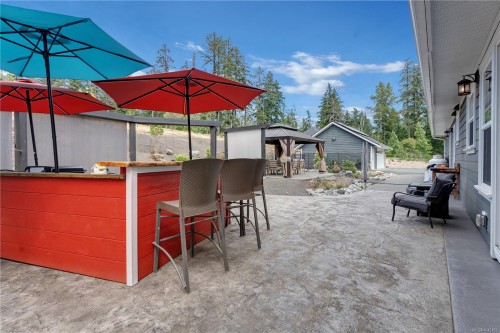 6430 Lakes Rd, Duncan, BC 