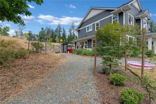 6430 Lakes Rd, Duncan, BC 