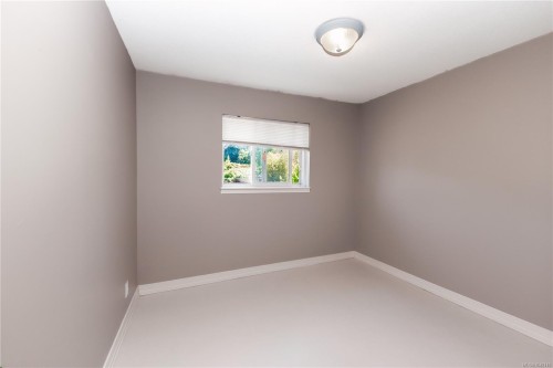 859 9Th Ave, Campbell River, BC 