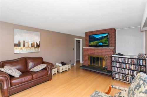 1692 Centennary Dr, Nanaimo, BC 