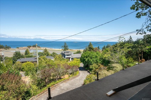 3647 Overlook Dr, Nanaimo, BC 