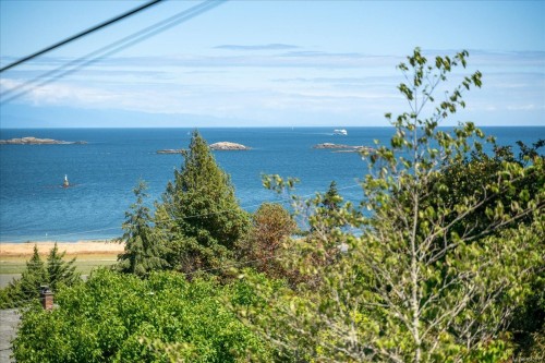 3647 Overlook Dr, Nanaimo, BC 