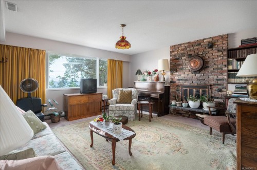 3647 Overlook Dr, Nanaimo, BC 