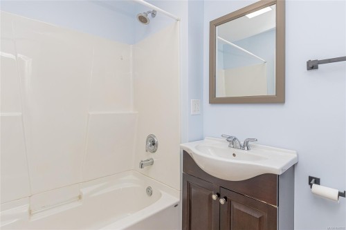 5934 Highland Ave, Duncan, BC 