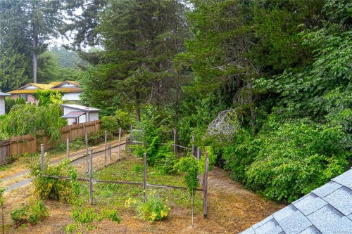 5934 Highland Ave, Duncan, BC 