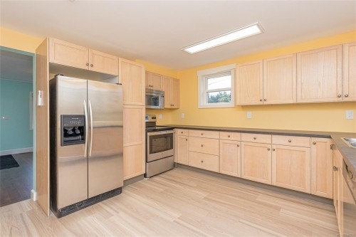 5934 Highland Ave, Duncan, BC 