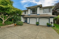 688 Hudson Rd Campbell River, BC V9H 1R9