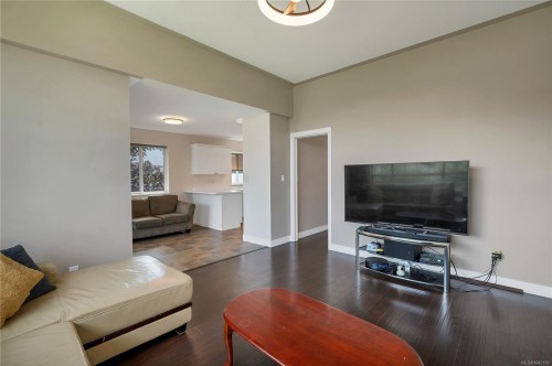688 Hudson Rd, Campbell River, BC 