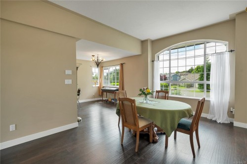688 Hudson Rd, Campbell River, BC 