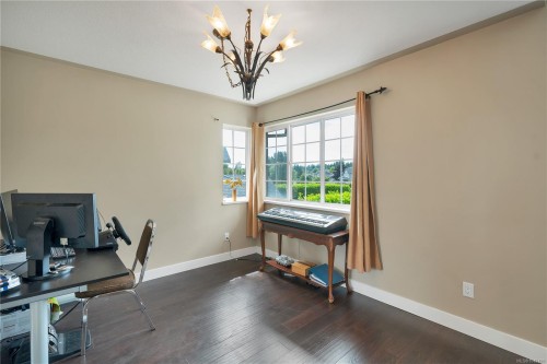 688 Hudson Rd, Campbell River, BC 