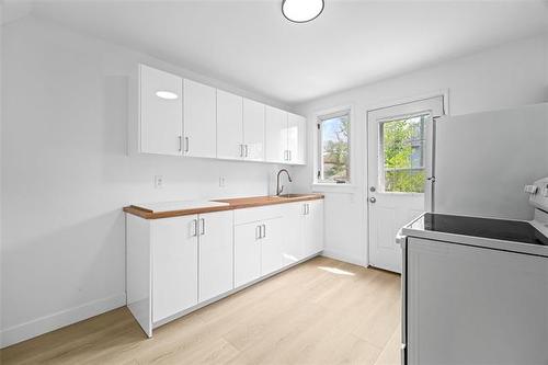 44 Beaumont Bay, Winnipeg, MB 