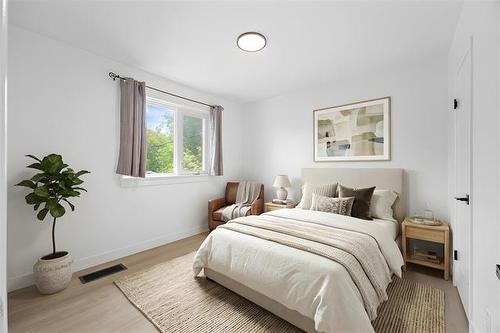 44 Beaumont Bay, Winnipeg, MB 