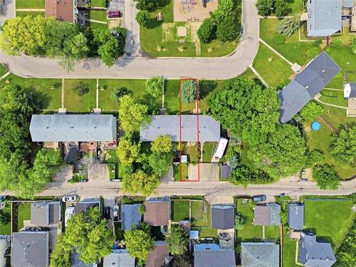 44 Beaumont Bay, Winnipeg, MB 