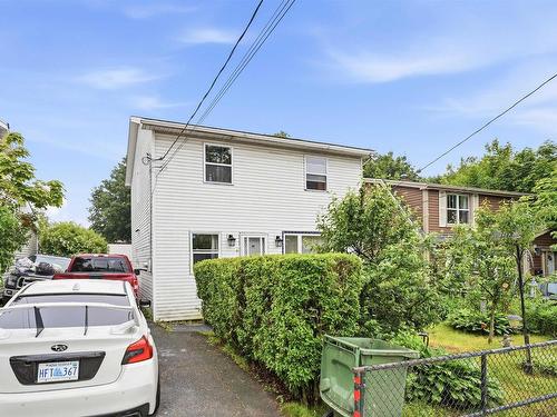68 Albro Lake Road, Dartmouth, NS 