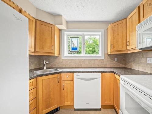 15 Idlewylde Road, Halifax, NS 