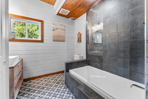 Salle de bains - 741 Rue Dion, Sainte-Adèle, QC 