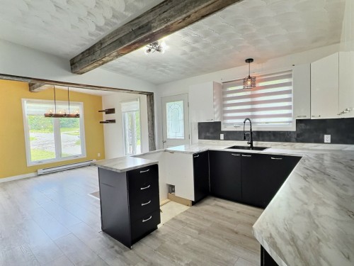 Cuisine - 326 Route 101 S., Duhamel-Ouest, QC - Indoor Photo Showing Kitchen