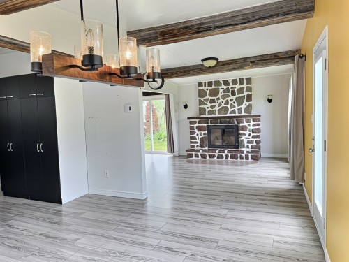 Salle à manger - 326 Route 101 S., Duhamel-Ouest, QC - Indoor Photo Showing Other Room With Fireplace