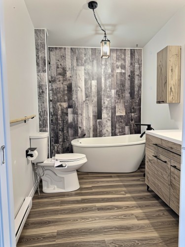 Salle de bains - 326 Route 101 S., Duhamel-Ouest, QC - Indoor Photo Showing Bathroom