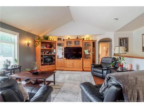 432 Mcleod Hill Rd, Fredericton, NB 
