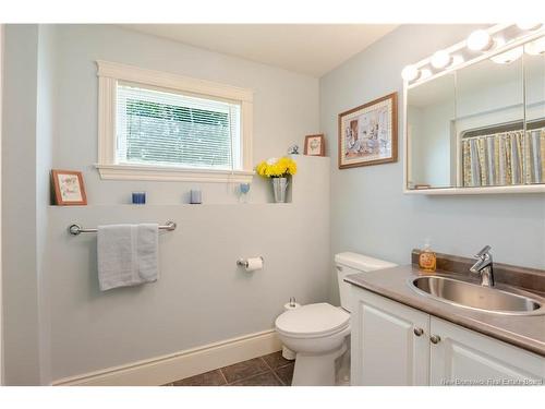 432 Mcleod Hill Rd, Fredericton, NB 