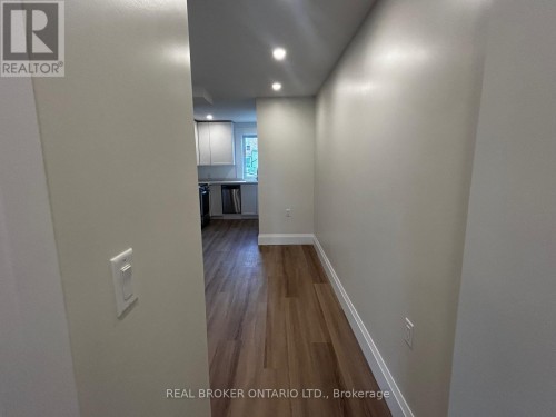 2 - 659 VAUGHAN ROAD , Toronto, Ontario M6E 2Y4 3