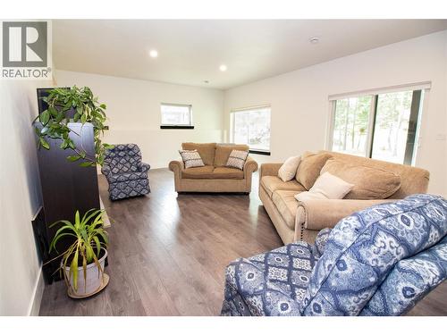 Suite Family Room - 2552 Sandstone Mews, Invermere, BC 
