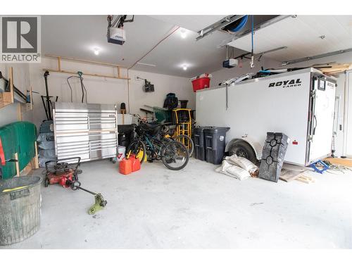 Double Heated Garage - 2552 Sandstone Mews, Invermere, BC 