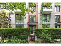 973 MAINLAND STREET  Vancouver, BC V6B 1T2