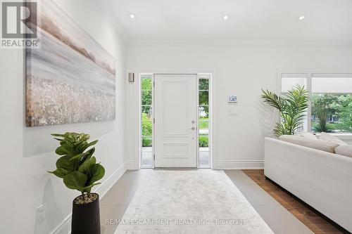 270 Poplar Drive, Burlington, ON - Indoor Photo Showing Other Room