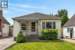 302 EAST 28TH Street  Hamilton, ON L8V 3J3