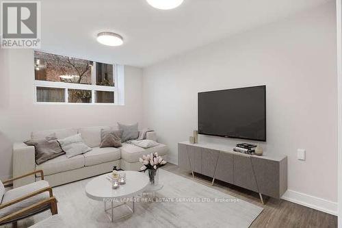 B2 - 18 Anglesey Boulevard, Toronto, ON 